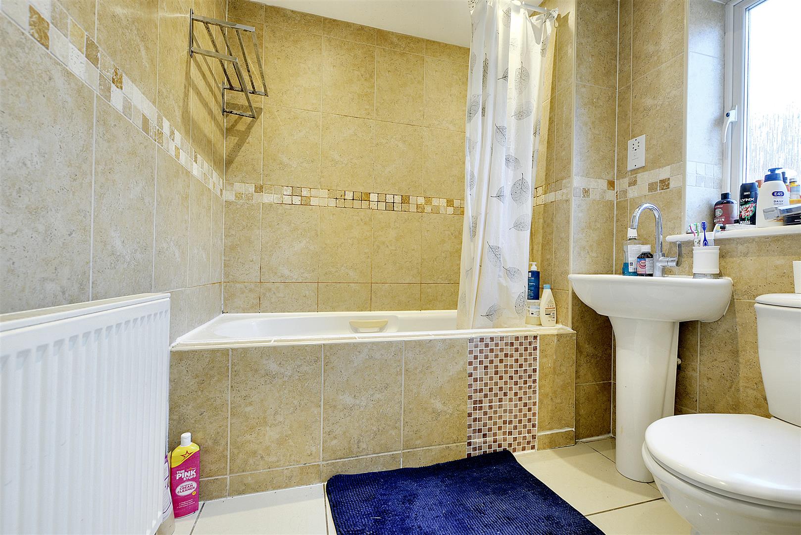 Slaters Way, Nottingham Robert Ellis Estate Agents